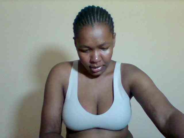 Sexyapple2002 webcam