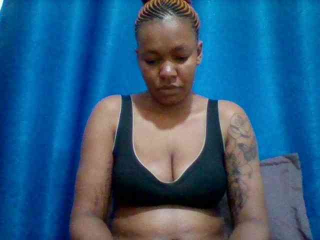 Sexyapple2002 webcam