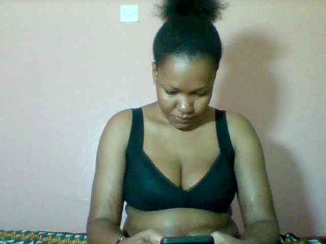 Sexyapple2002 webcam