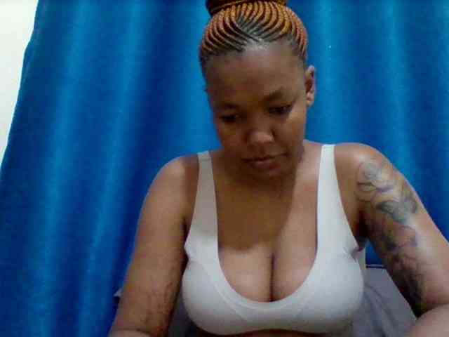 Sexyapple2002 webcam