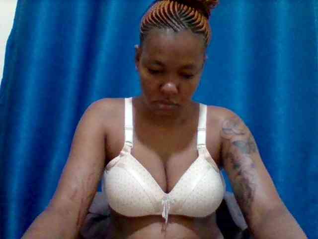 Sexyapple2002 webcam