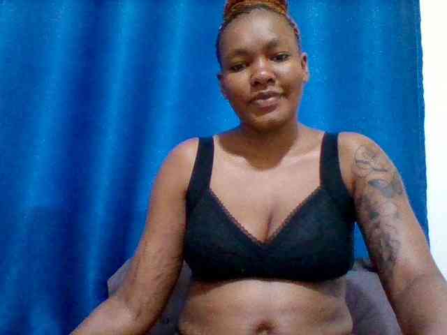 Sexyapple2002 webcam