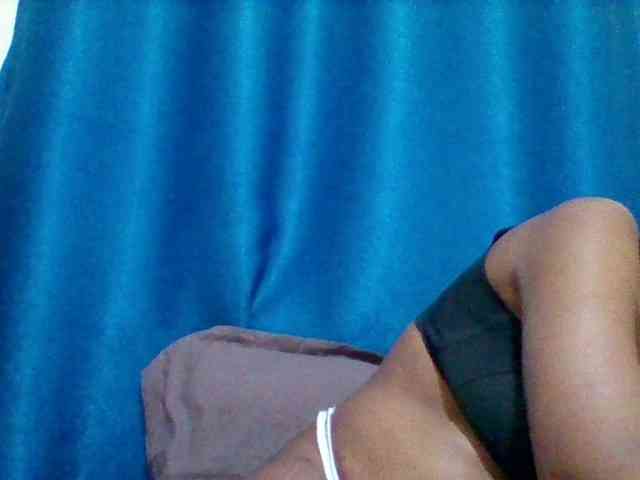 Sexyapple2002 Live Webcam on BongaCams