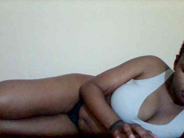 Sexyapple2002 webcam