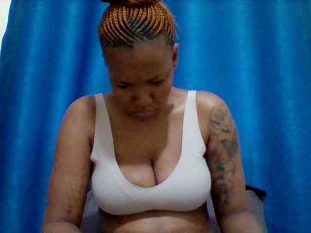 Sexyapple2002 webcam