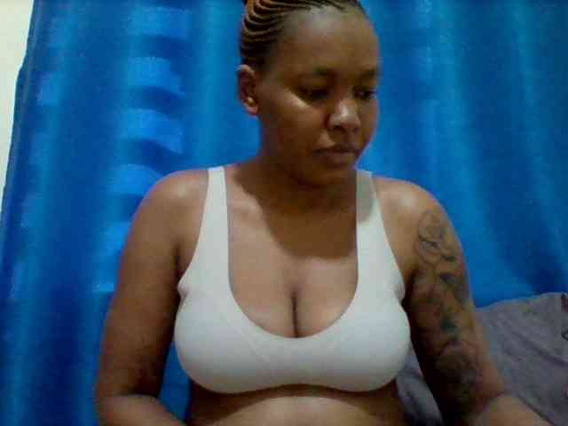 Sexyapple2002 webcam