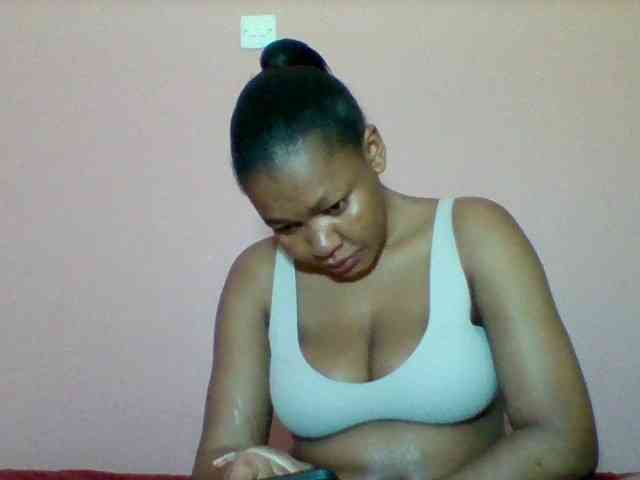 Sexyapple2002 webcam