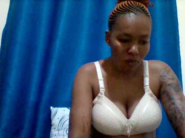 Sexyapple2002 webcam