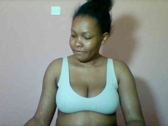 Sexyapple2002 webcam