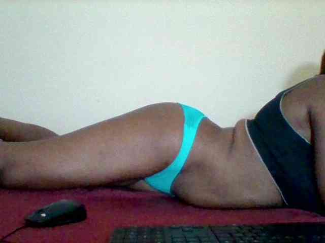 Sexyapple2002 webcam