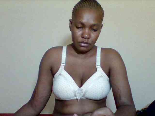 Sexyapple2002 webcam