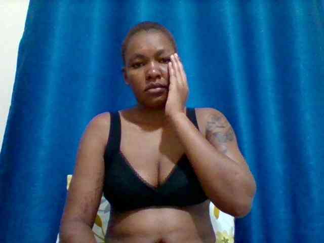 Sexyapple2002 webcam