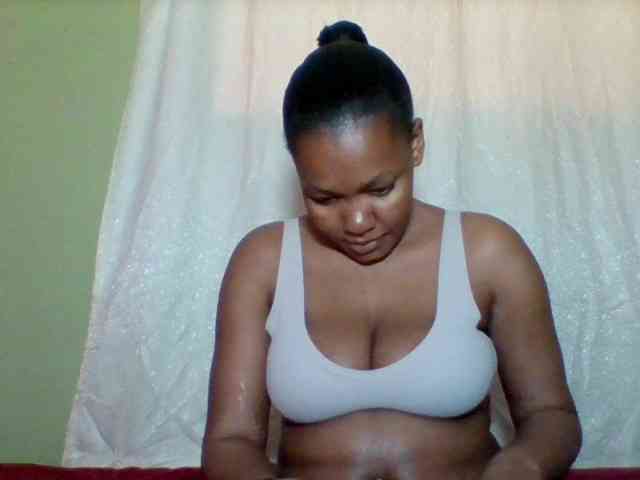 Sexyapple2002 webcam