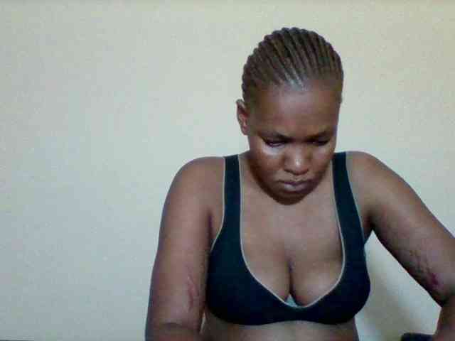 Sexyapple2002 webcam