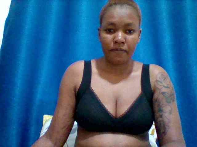 Sexyapple2002 webcam