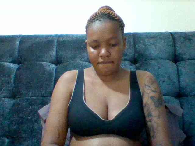 Sexyapple2002 webcam