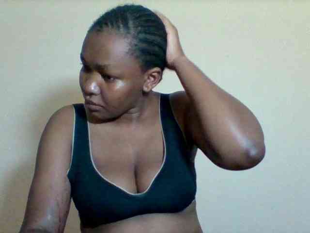 Sexyapple2002 webcam