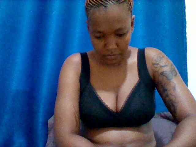 Sexyapple2002 webcam