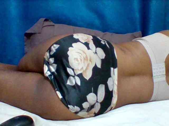 Sexyapple2002 webcam