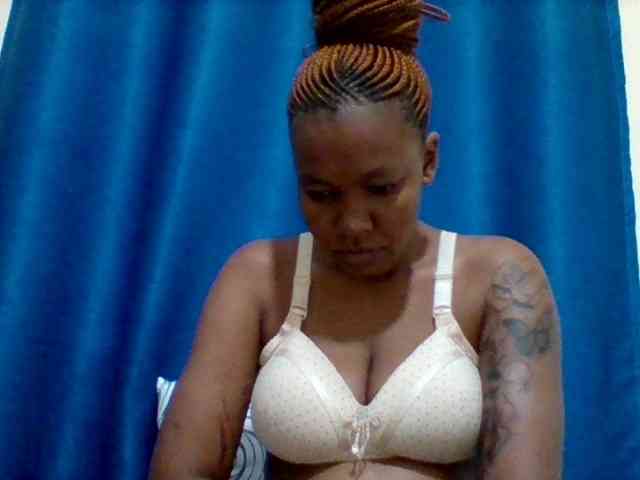 Sexyapple2002 webcam