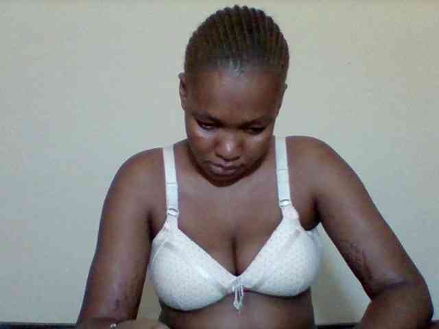 Sexyapple2002 webcam