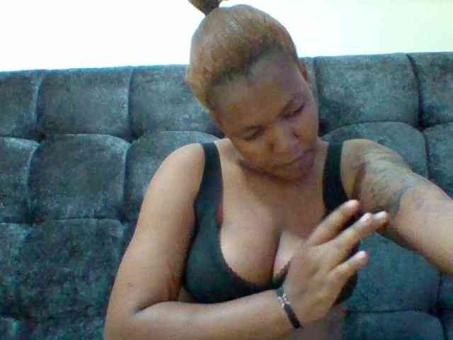 Sexyapple2002 webcam