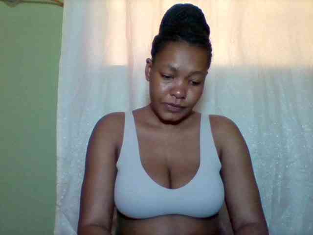 Sexyapple2002 webcam