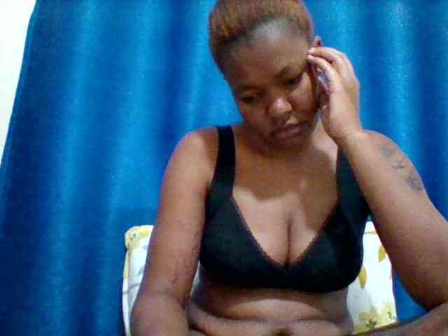 Sexyapple2002 webcam