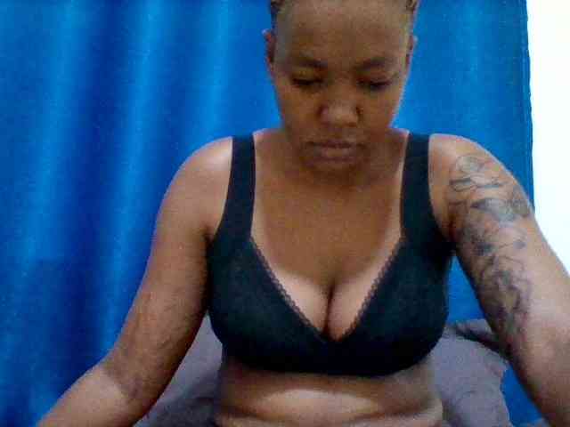 Sexyapple2002 webcam