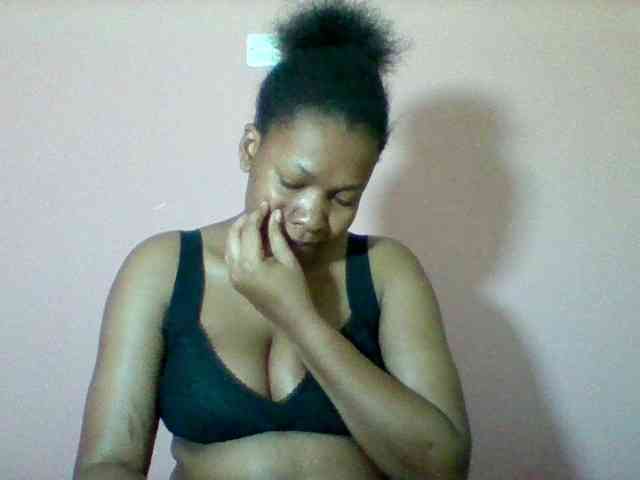 Sexyapple2002 webcam