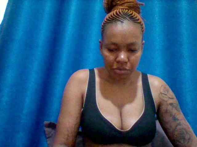 Sexyapple2002 webcam