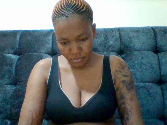 Sexyapple2002 webcam