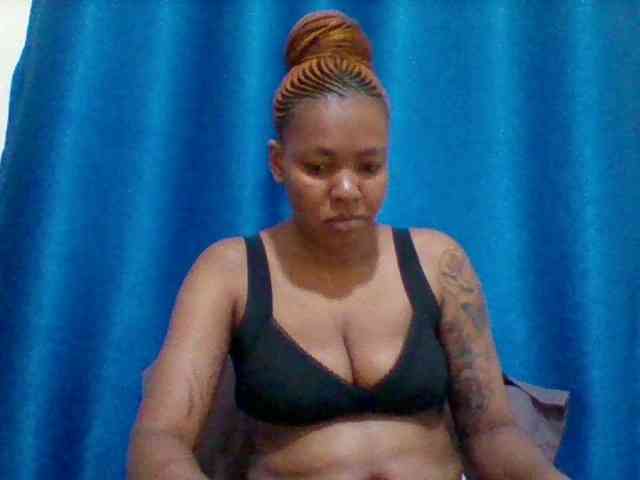 Sexyapple2002 Live Webcam on BongaCams