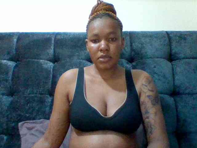 Sexyapple2002 webcam