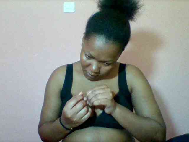 Sexyapple2002 webcam