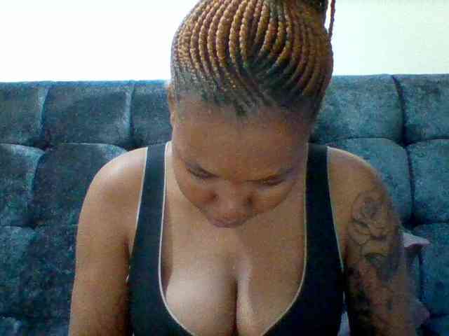 Sexyapple2002 webcam