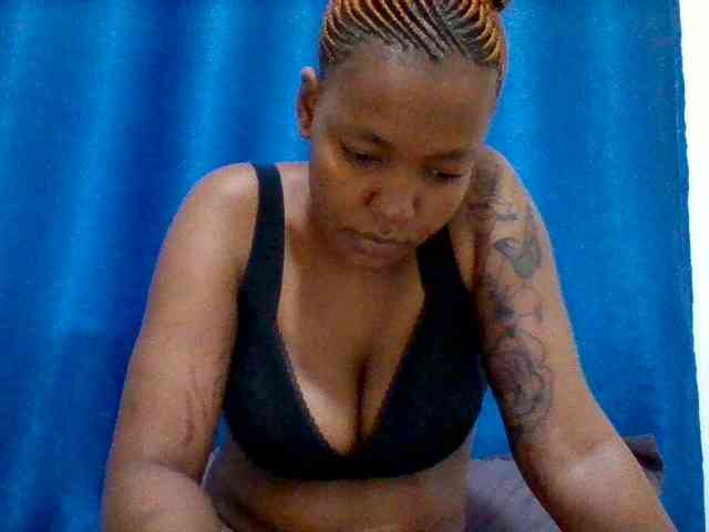 Sexyapple2002 webcam