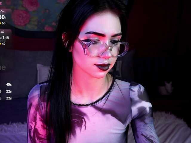 JuicyJess's BongaCams show and profile