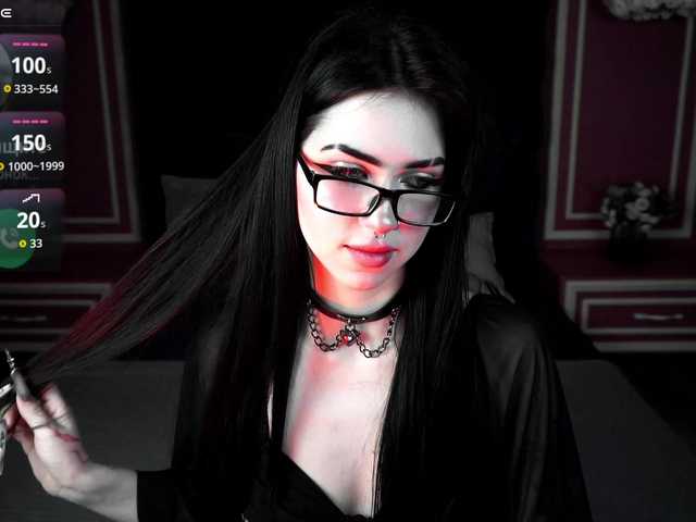 JuicyJess's BongaCams show and profile