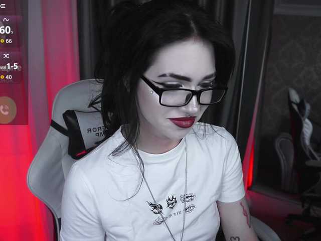 JuicyJess's BongaCams show and profile
