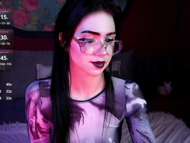 JuicyJess from BongaCams