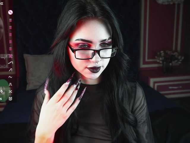 JuicyJess's BongaCams show and profile