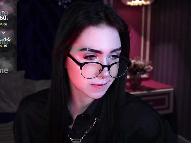 JuicyJess's BongaCams show and profile