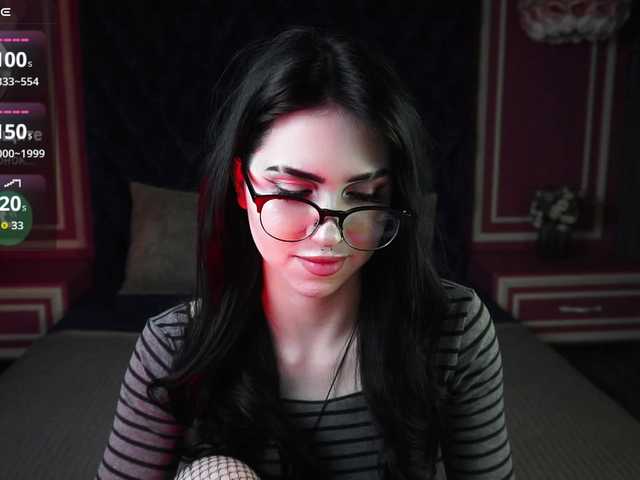 JuicyJess's BongaCams show and profile