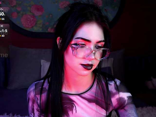 JuicyJess from BongaCams