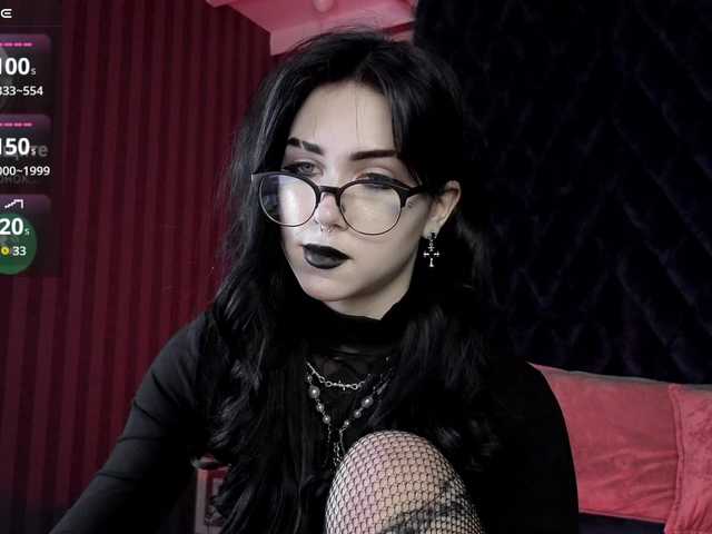 JuicyJess's BongaCams show and profile