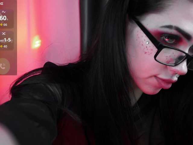 JuicyJess's BongaCams show and profile