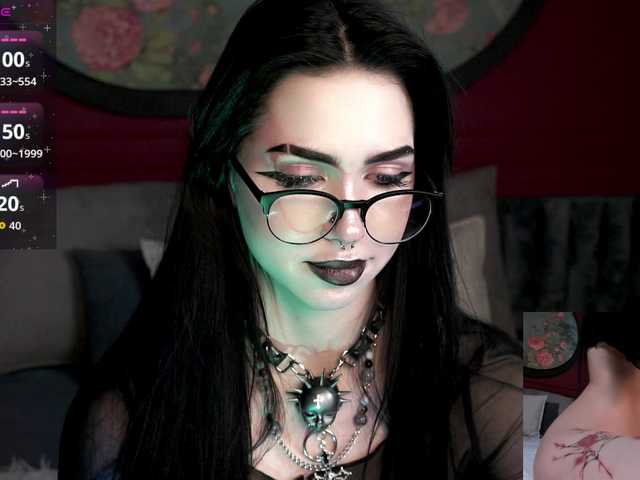 JuicyJess's BongaCams show and profile