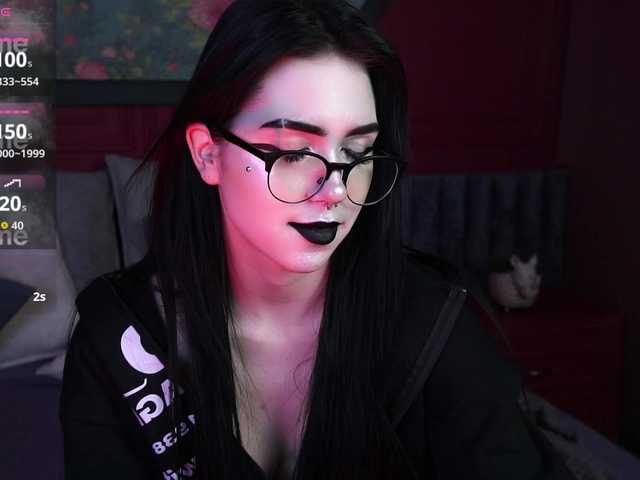 JuicyJess's BongaCams show and profile