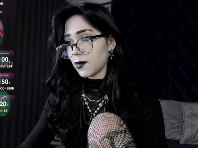 JuicyJess's BongaCams show and profile